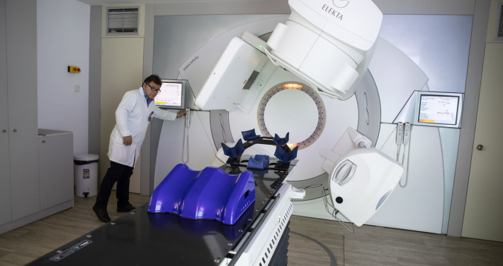 Gamma Knife radiosurgery treatment - first linear accelerator technology IMRT